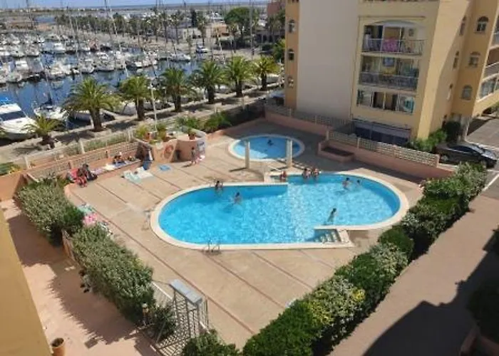 Apartmán Gruissan: T3, 4 Pers, Piscine, Parking, Proche Commerce, Environnement Calme, Acces - Fr-1-796-14
