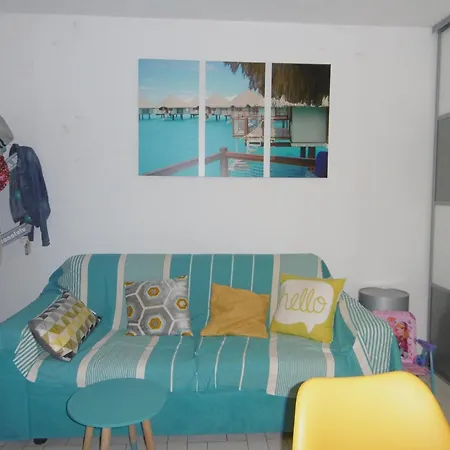 Gruissan: T3, 4 Pers, Piscine, Parking, Proche Commerce, Environnement Calme, Acces - Fr-1-796-14 Apartmán
