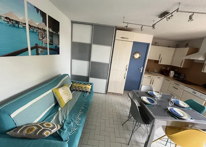 Apartment Gruissan: T3, 4 Pers, Piscine, Parking, Proche Commerce, Environnement Calme, Acces - Fr-1-796-14 Gruissan